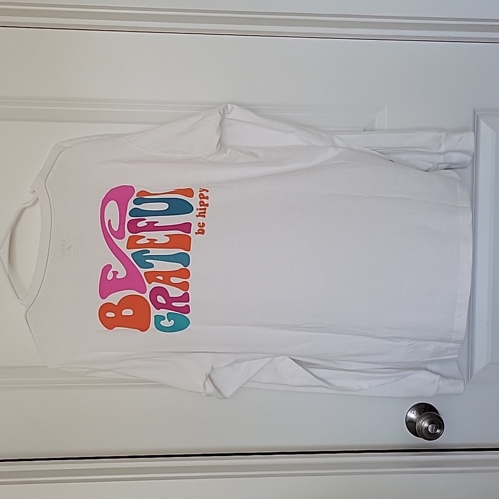 Be Hippy long sleeve shirt size xlarge